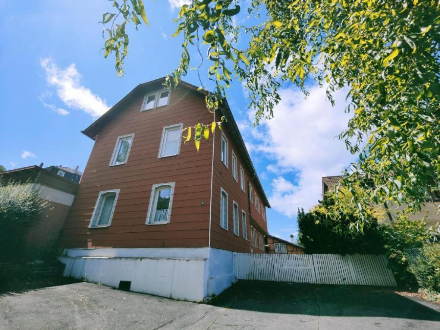 Leopold'S Apartments Mit Garten Und Vesteblick Mitten In Coburg Bagian luar foto